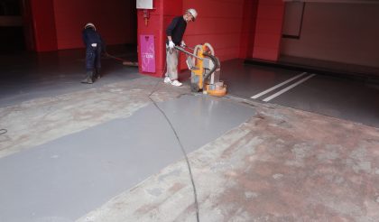 名古屋市・ホテル駐車場　塗床工事
